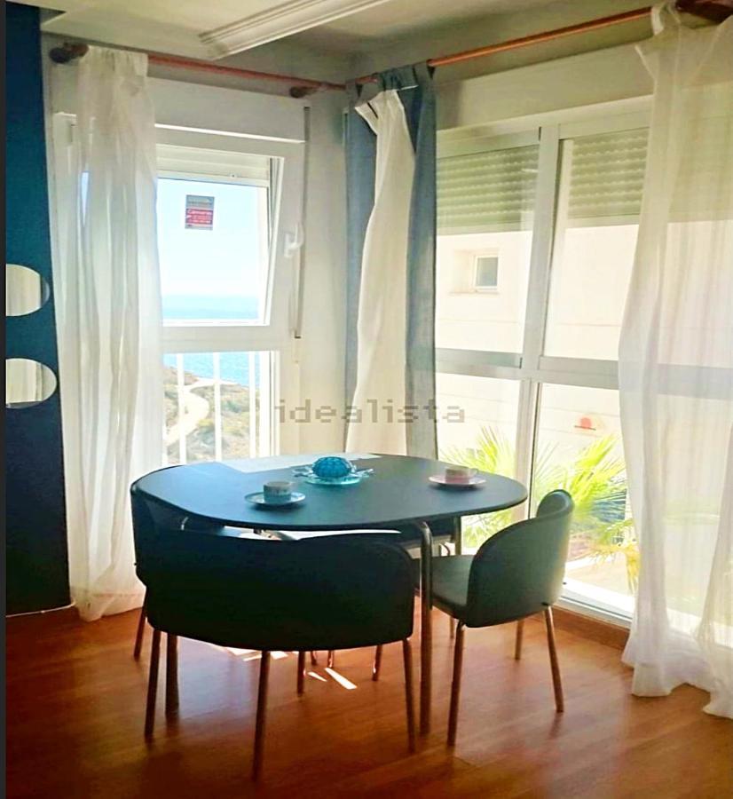Stunning Two Level In Marina Appartement *